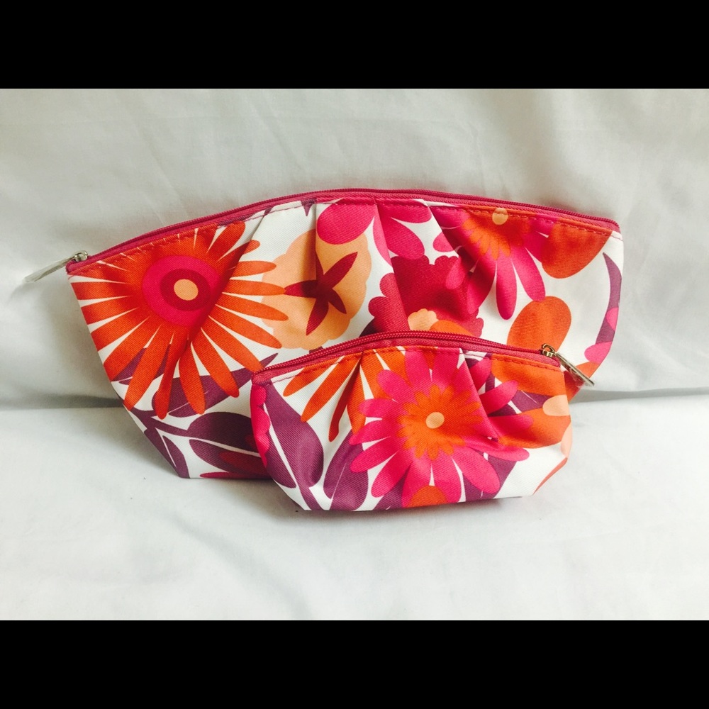 NEW Floral Clinique makeup/toiletries bag